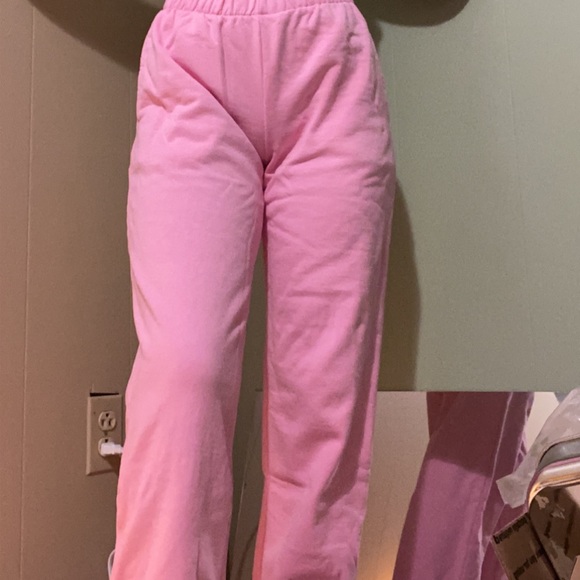 brandy melville bubblegum rosas - Picture 1 of 2